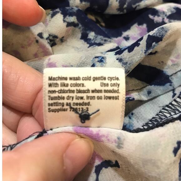 A New Approach Blue High Neck Long Sleeve Sheer Top L Petite - Picture 5 of 5